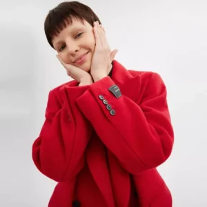 Manteau court en laine recyclée