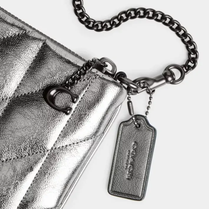 Pochette avec matelassage